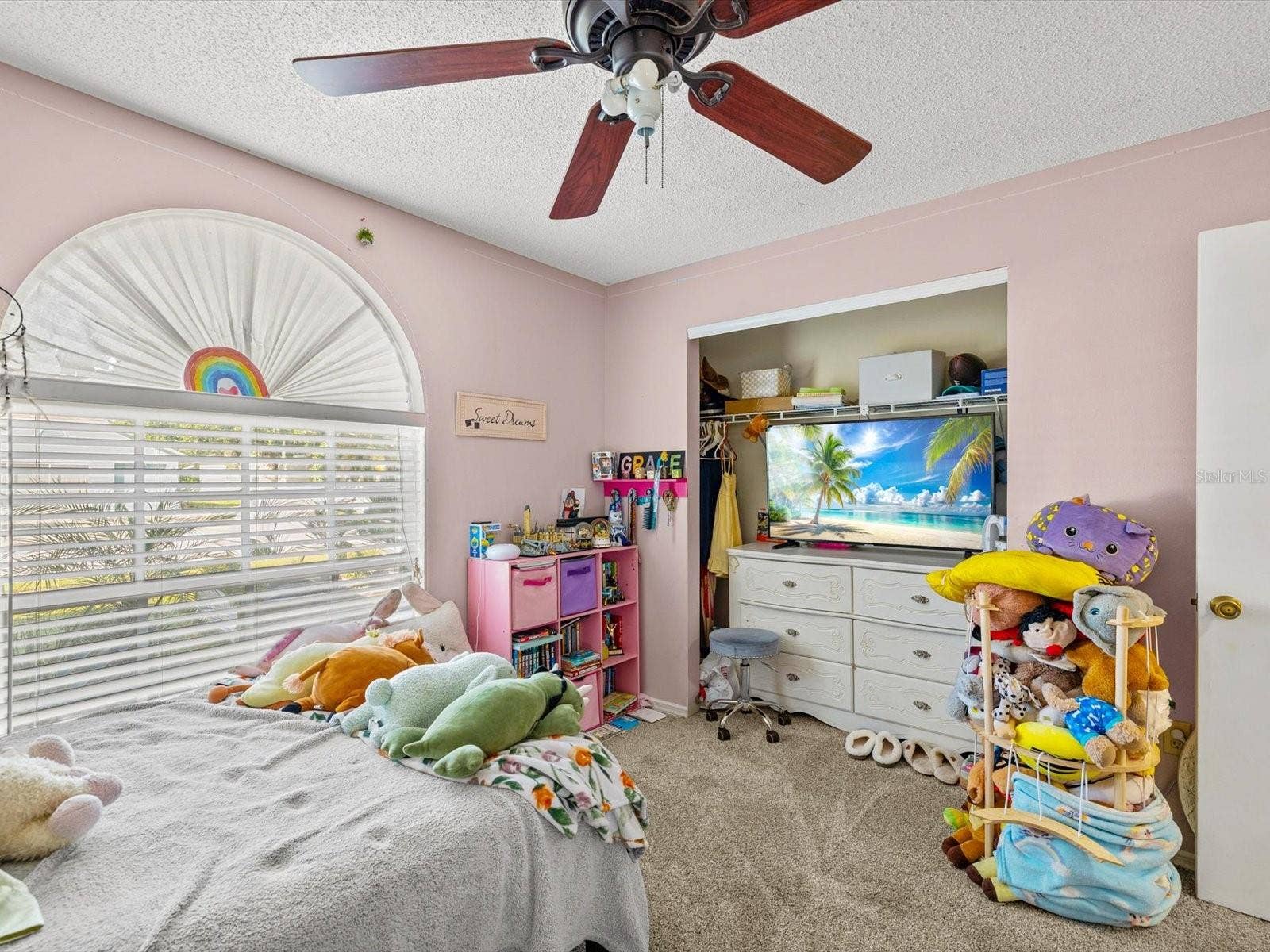 8350 ROYAL HART DRIVE, New Port Richey, FL 34653 8350 ROYAL HART DRIVE, New Port Richey, FL 34653