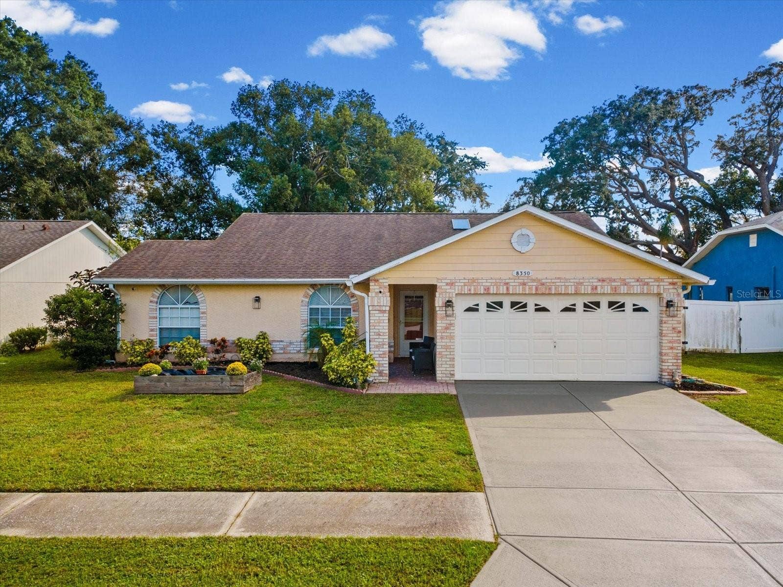 8350 ROYAL HART DRIVE, New Port Richey, FL 34653 8350 ROYAL HART DRIVE, New Port Richey, FL 34653