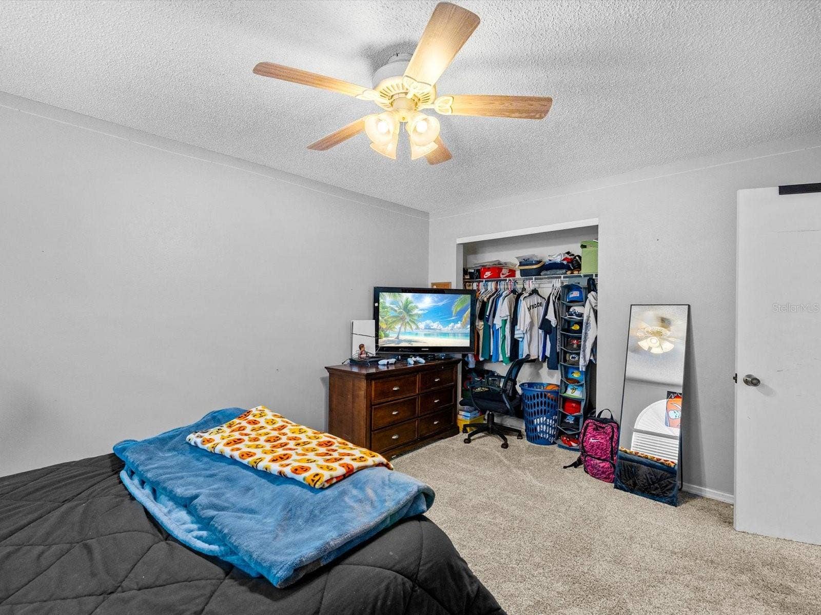 8350 ROYAL HART DRIVE, New Port Richey, FL 34653 8350 ROYAL HART DRIVE, New Port Richey, FL 34653