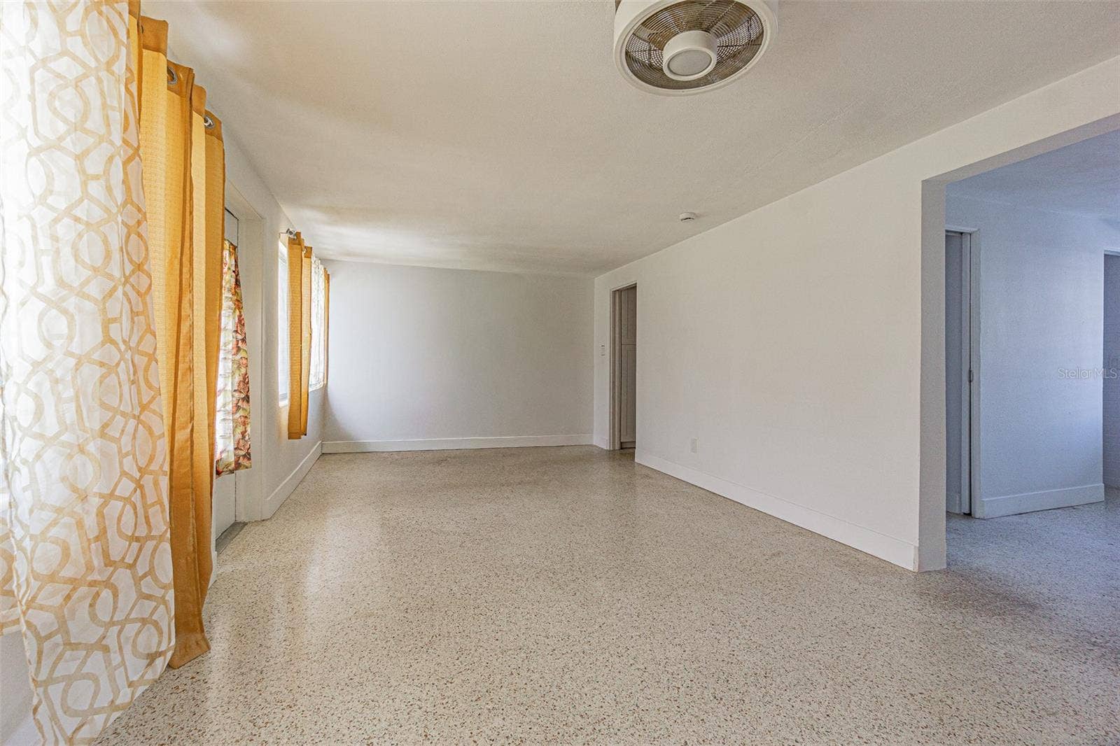1834 SHORE DRIVE S, #4, South Pasadena, FL 33707