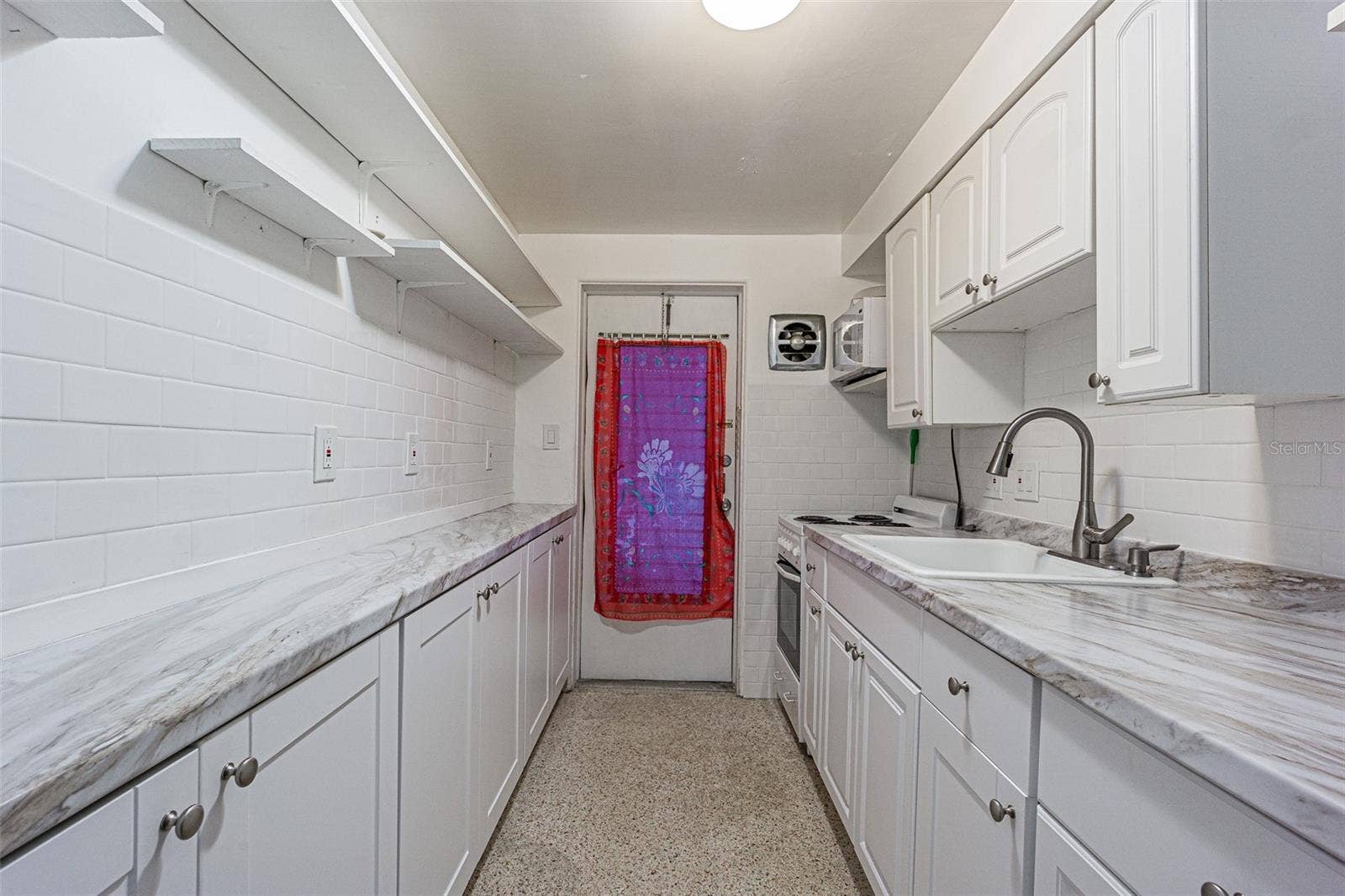 1834 SHORE DRIVE S, #4, South Pasadena, FL 33707