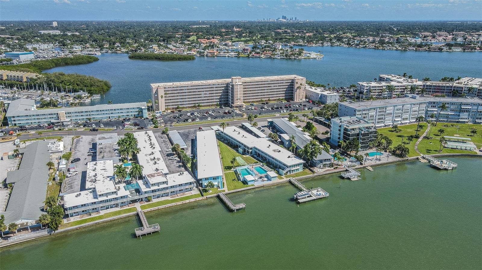 1834 SHORE DRIVE S, #4, South Pasadena, FL 33707