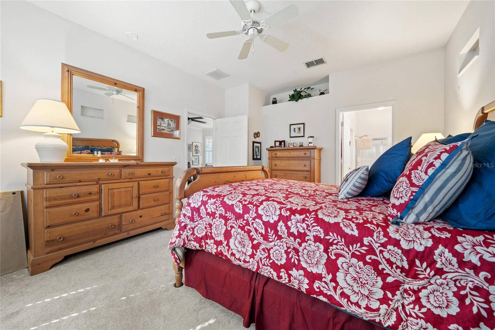 8112 AMBERSWEET PLACE, Land O Lakes, FL 34637 PRIMARY SUITE