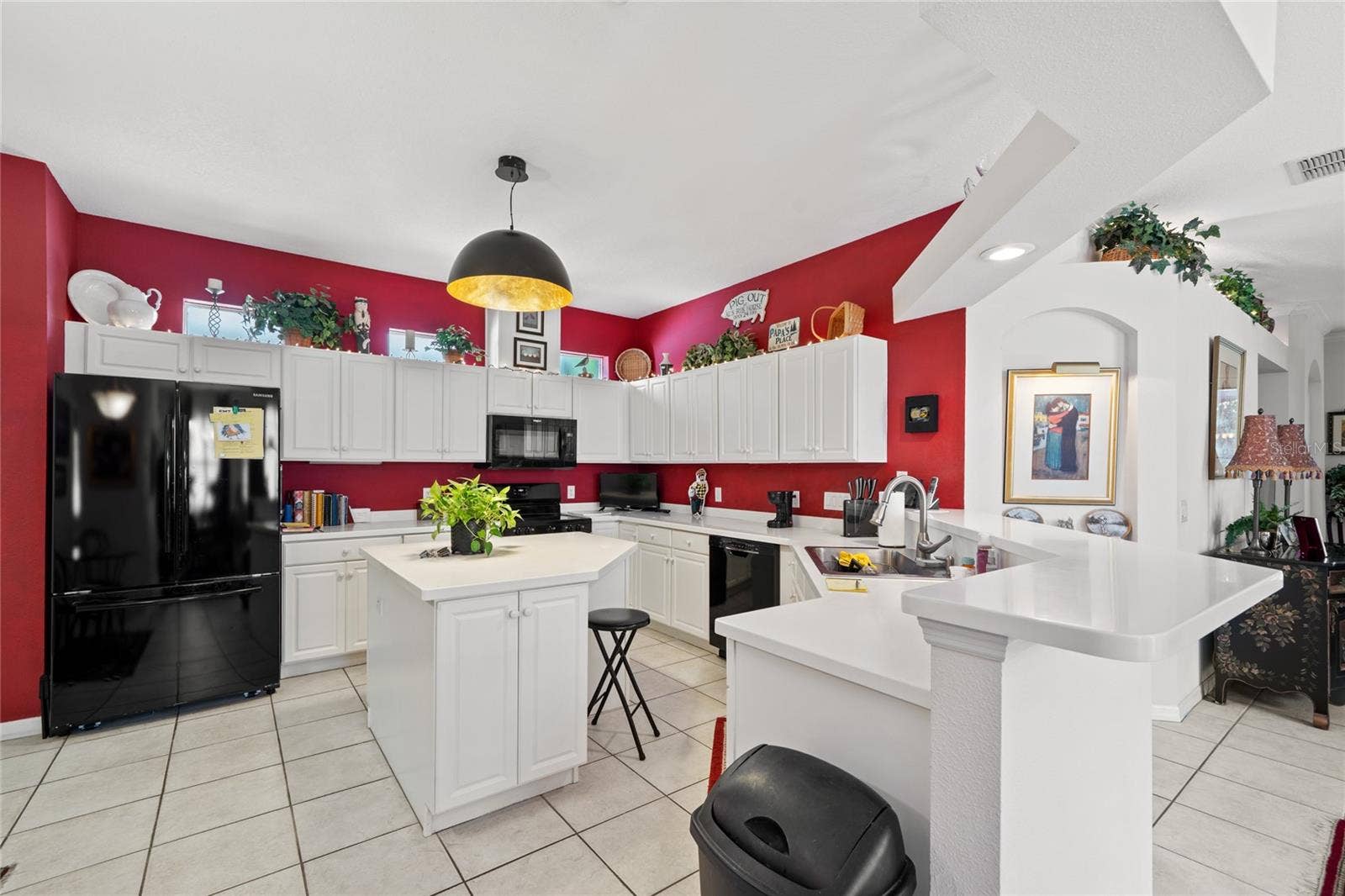 8112 AMBERSWEET PLACE, Land O Lakes, FL 34637 KITCHEN