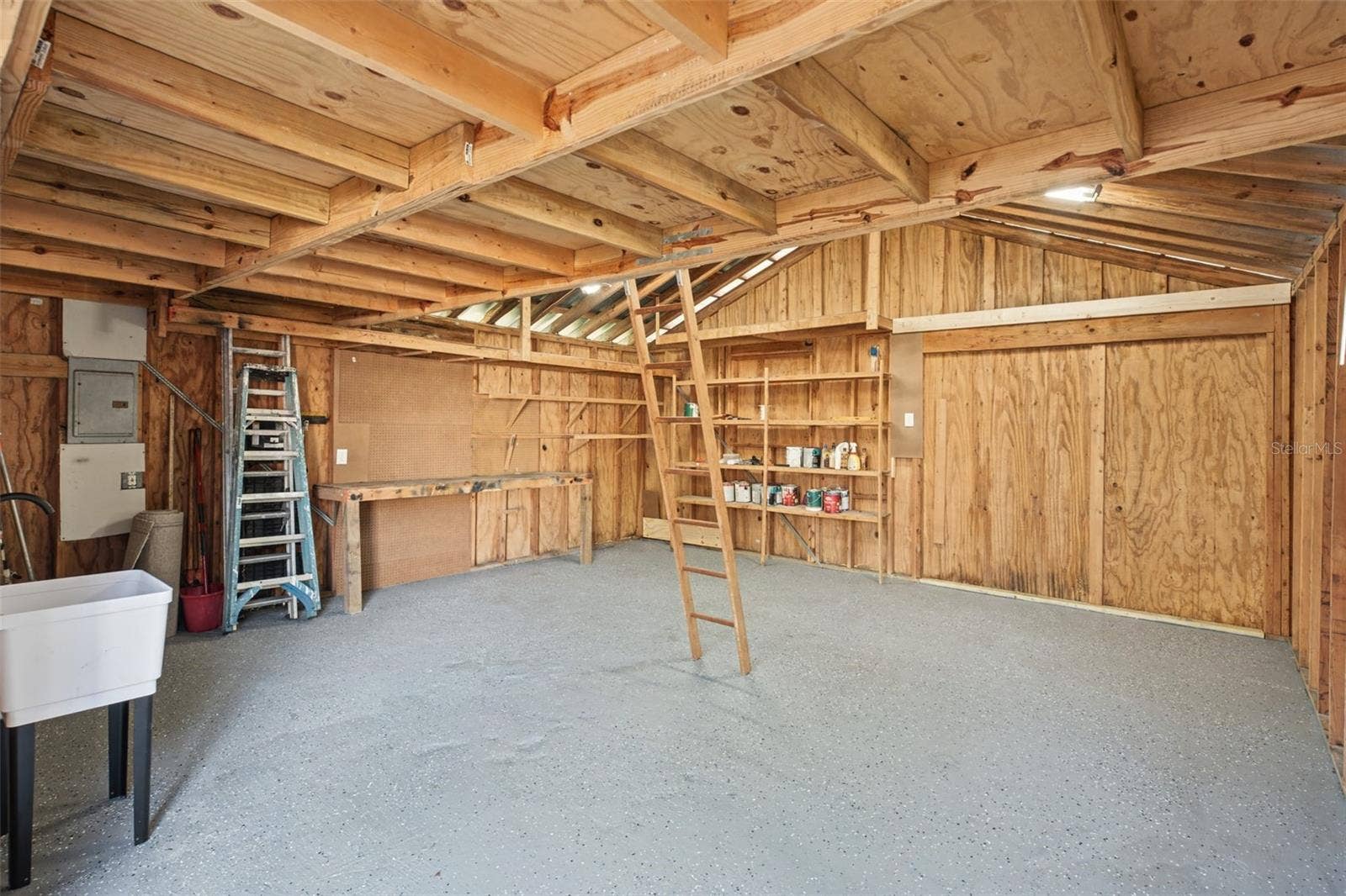 5850 MONTANA AVENUE, New Port Richey, FL 34652 5850 MONTANA AVENUE, New Port Richey, FL 34652