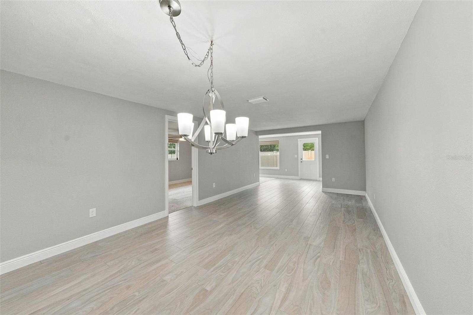 4219 STRATFORD DRIVE, #4219, New Port Richey, FL 34652 Dining & Living room