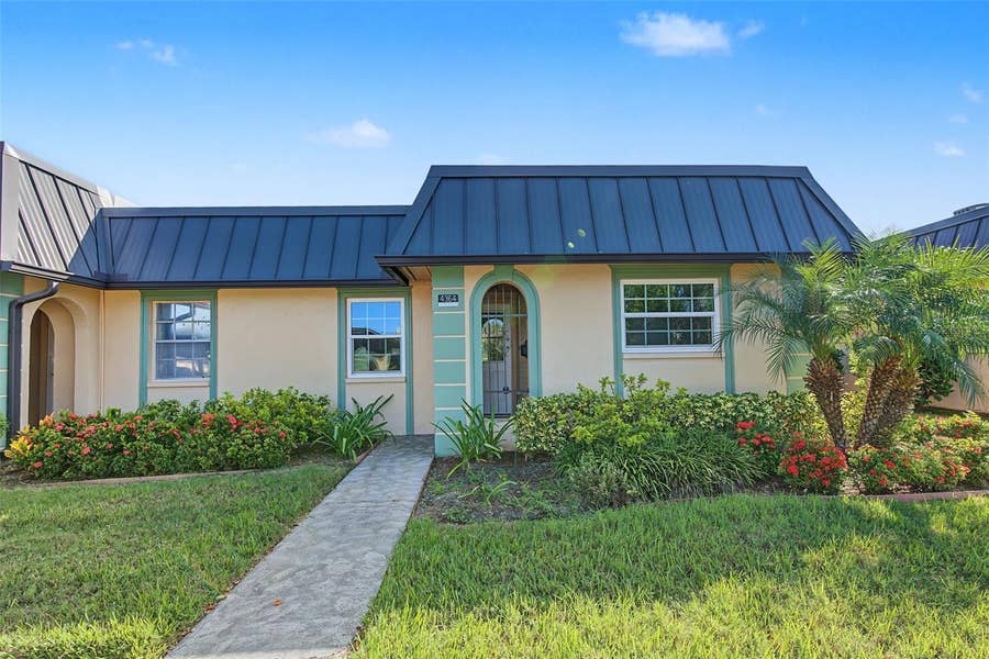 Property photo for 4364 SUMMERSUN DRIVE, New Port Richey, FL