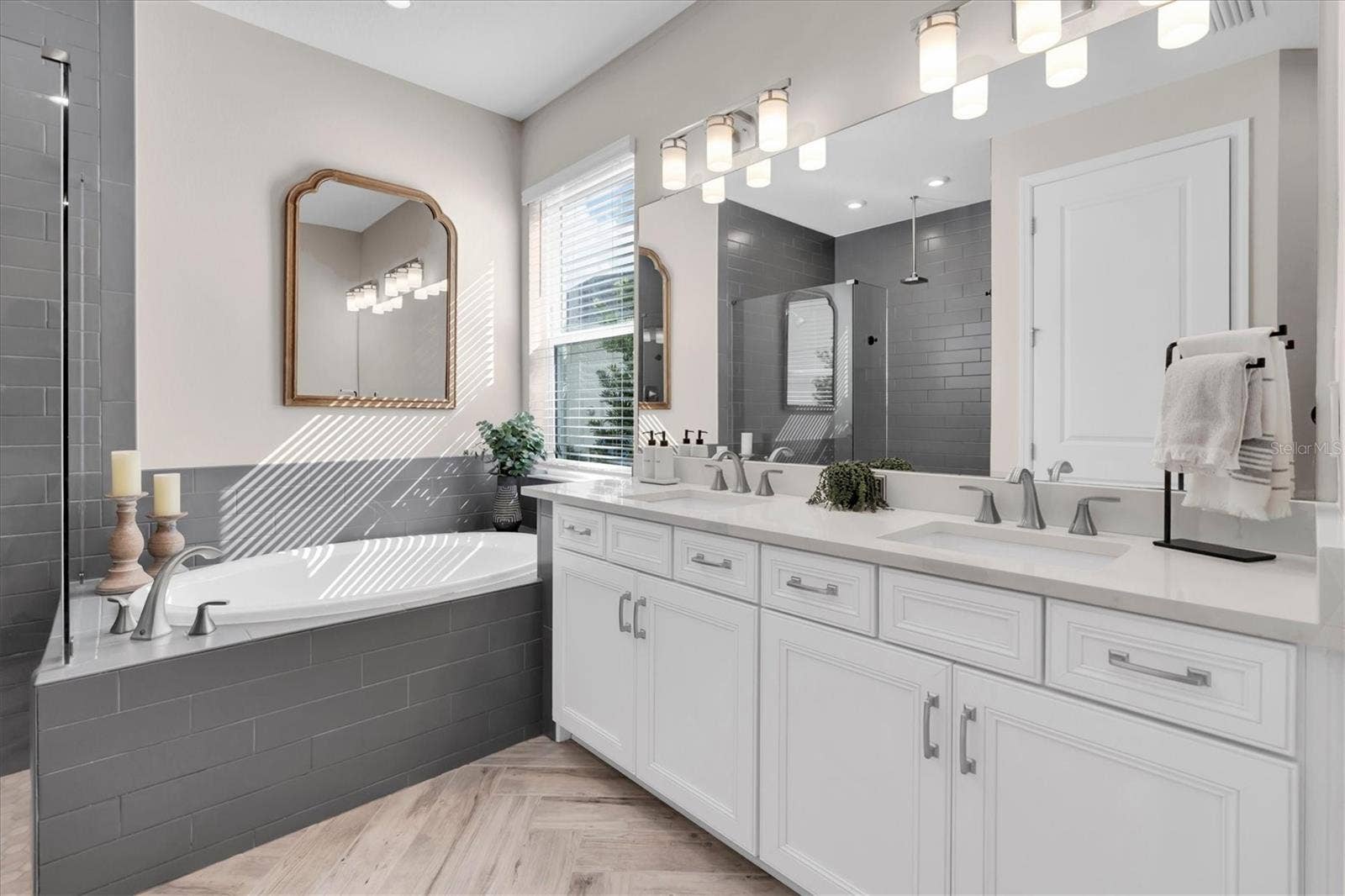 Primary Suite Dual Vanity