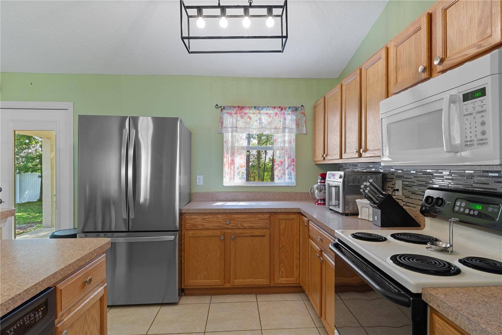 513 OAKHILL COURT, Brooksville, FL 34601 513 OAKHILL COURT, Brooksville, FL 34601