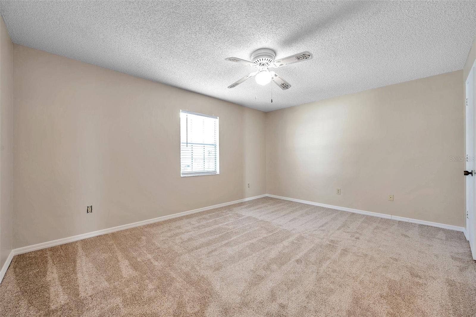 6632 HICKORYWOOD LN, #4B, New Port Richey, FL 34653 6632 HICKORYWOOD LN, #4B, New Port Richey, FL 34653