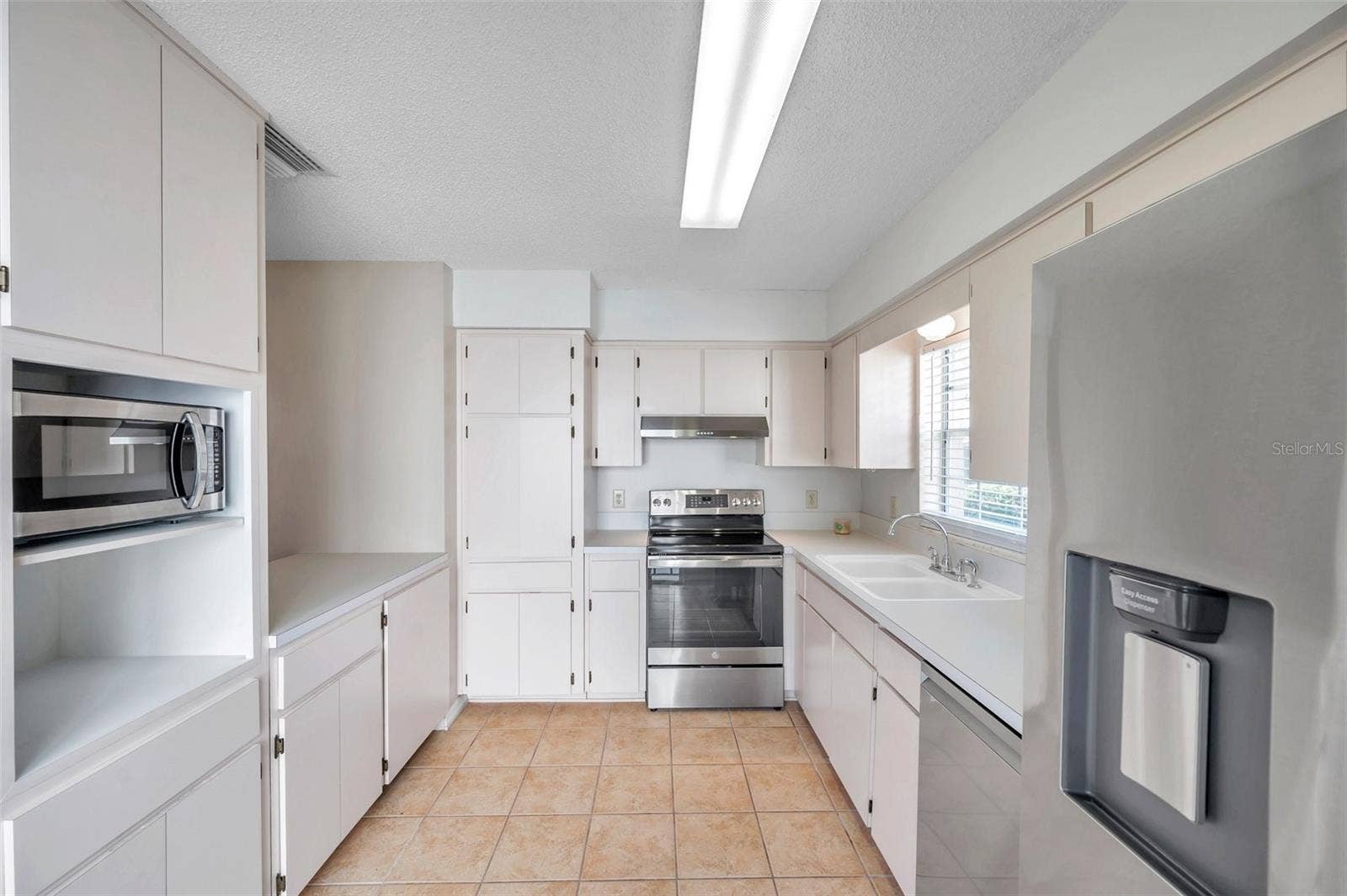 6632 HICKORYWOOD LN, #4B, New Port Richey, FL 34653 6632 HICKORYWOOD LN, #4B, New Port Richey, FL 34653