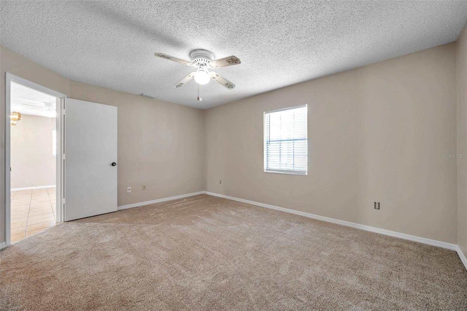 6632 HICKORYWOOD LN, #4B, New Port Richey, FL 34653 6632 HICKORYWOOD LN, #4B, New Port Richey, FL 34653