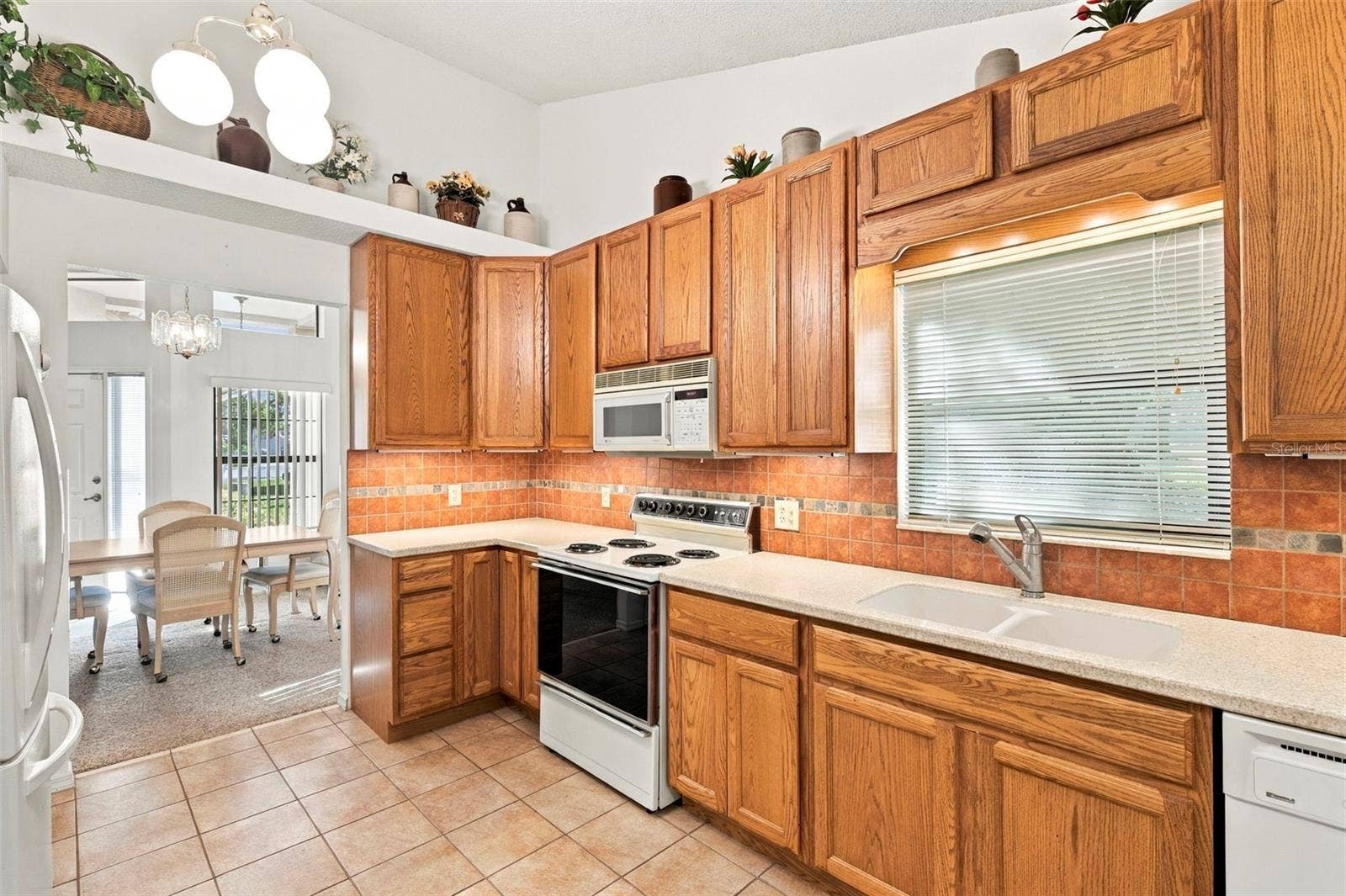 9108 BASSETT LANE, New Port Richey, FL 34655 9108 BASSETT LANE, New Port Richey, FL 34655