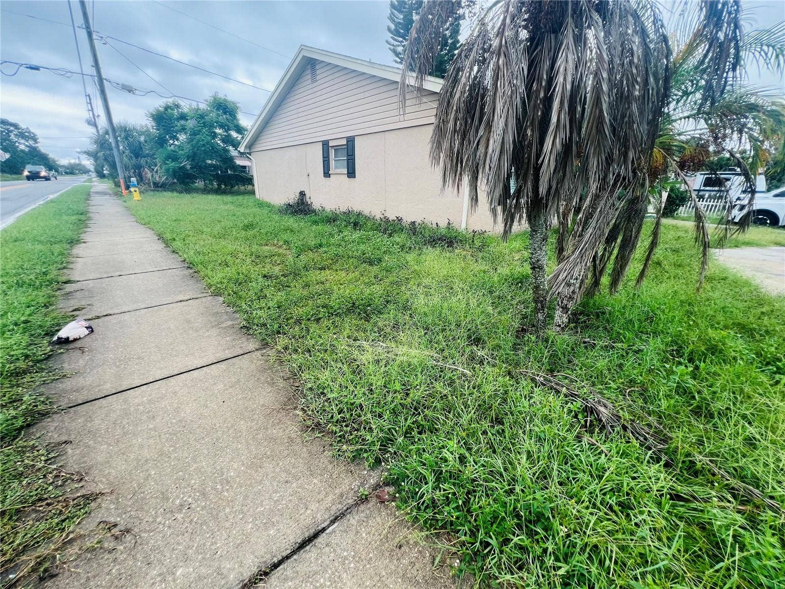 SIDE OF HOME