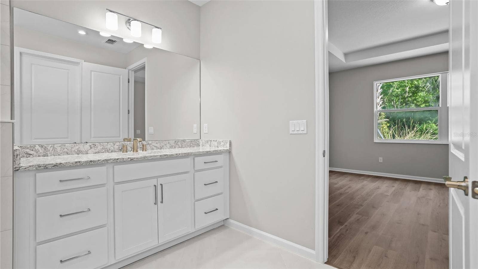Owner's Bath