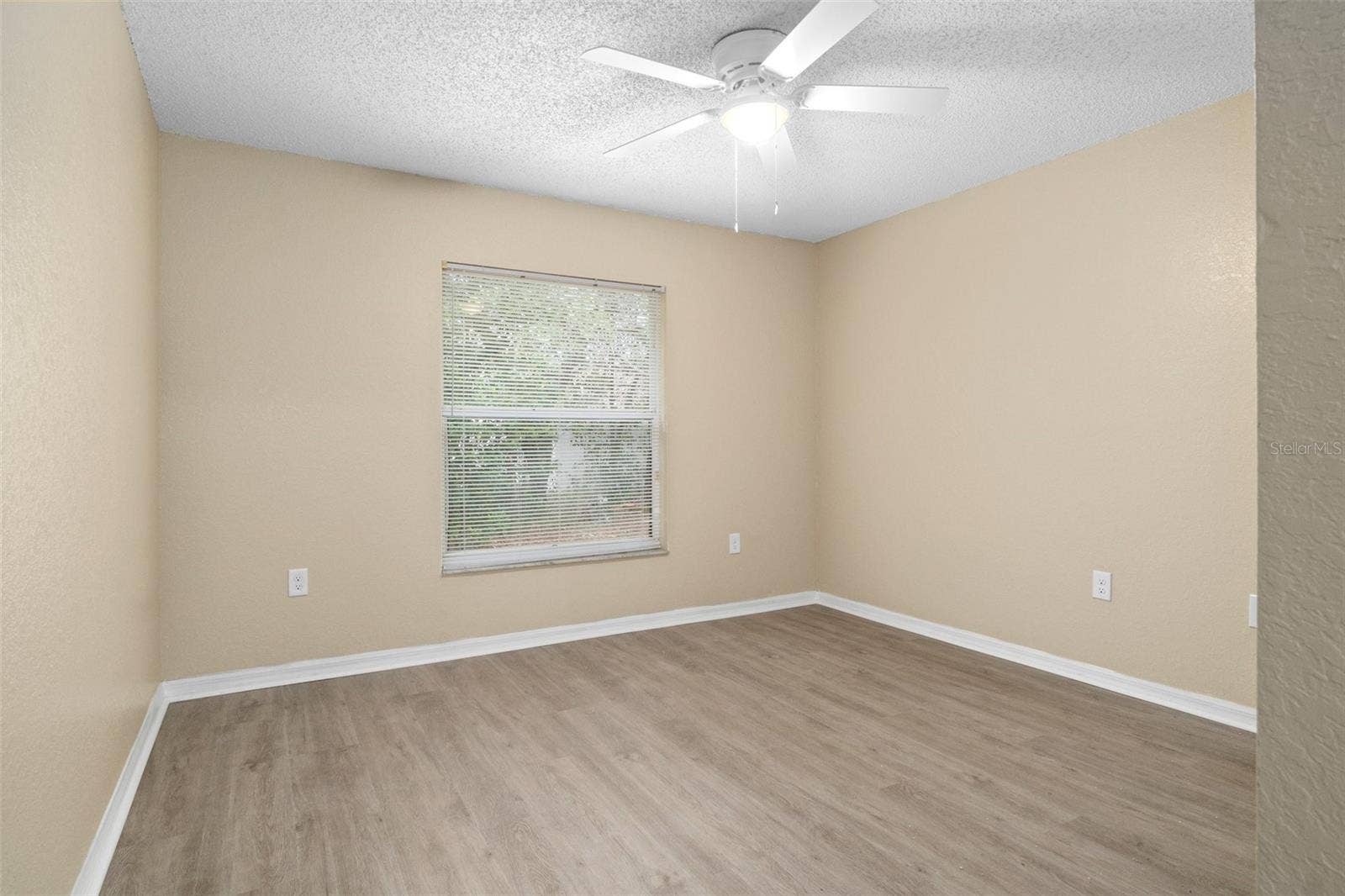 1240 SYLVIA AVENUE, Spring Hill, FL 34606 1240 SYLVIA AVENUE, Spring Hill, FL 34606