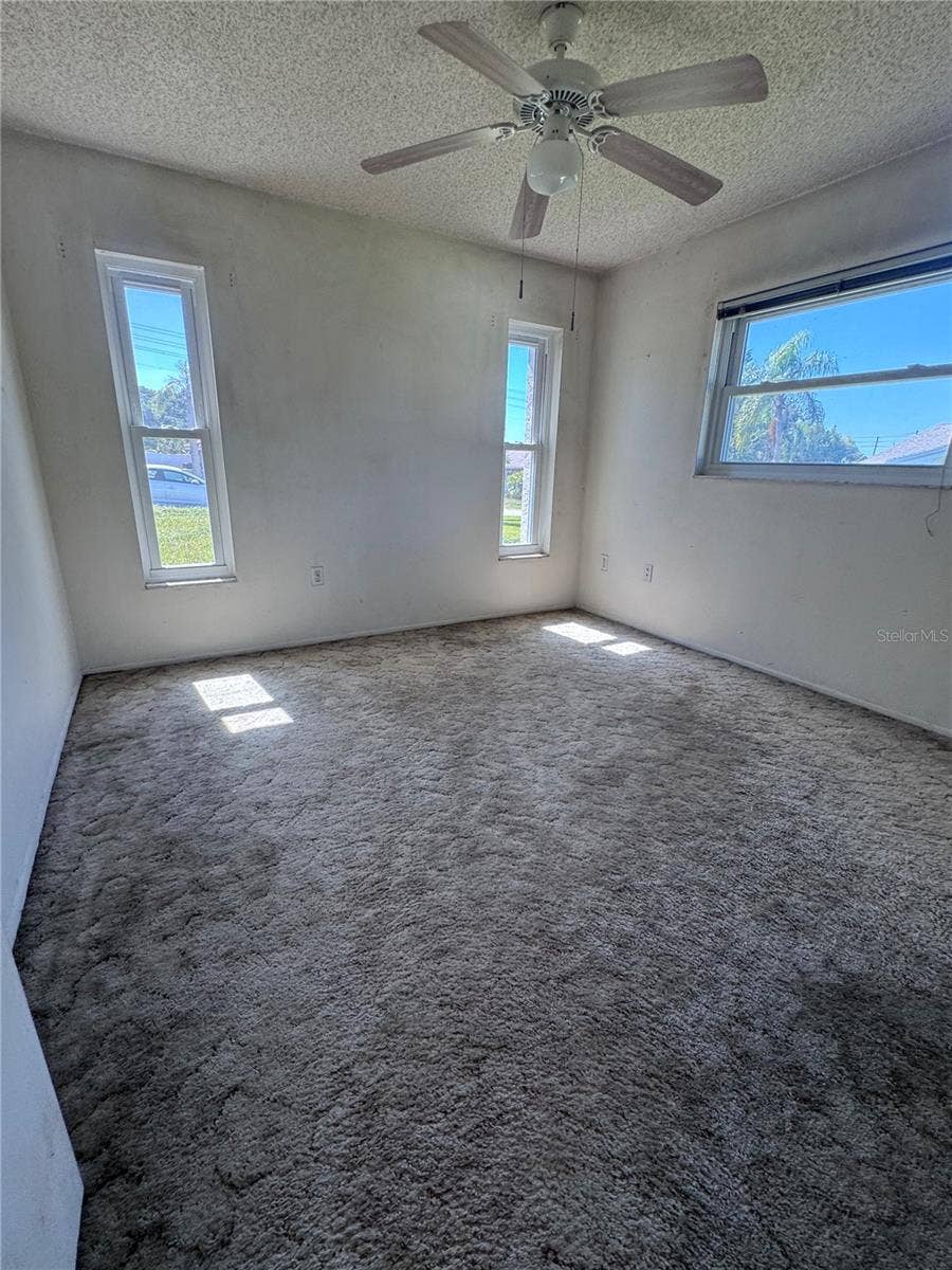 209 LEAFWOOD ROAD, Tarpon Springs, FL 34689 209 LEAFWOOD ROAD, Tarpon Springs, FL 34689
