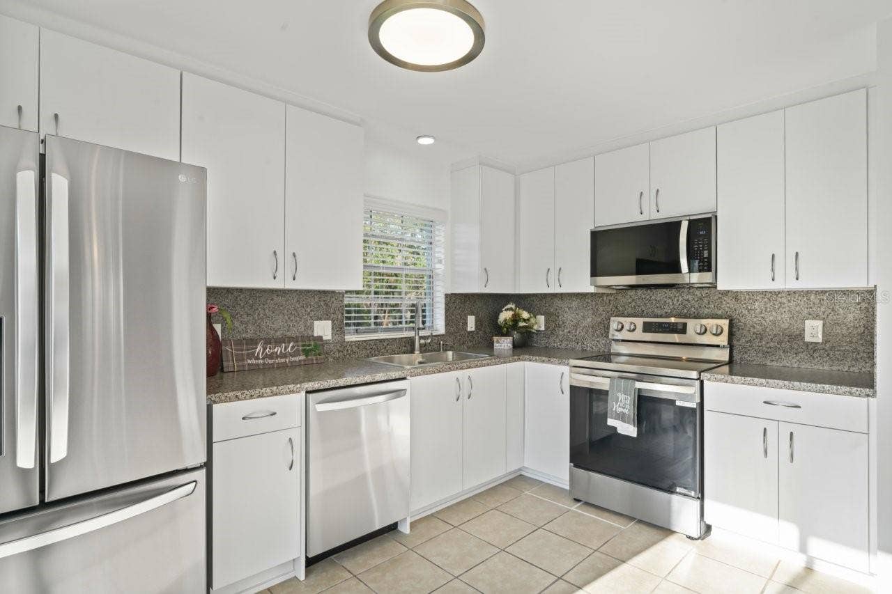 6634 HICKORYWOOD LN, #4A, New Port Richey, FL 34653