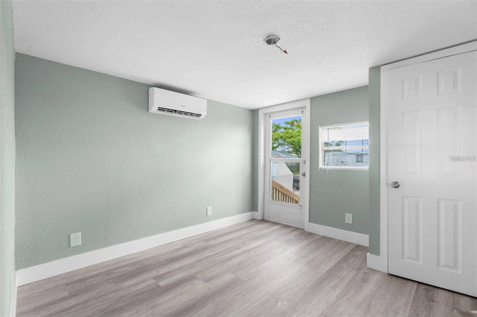 6738 OSPREY LANE, Hudson, FL 34667 6738 OSPREY LANE, Hudson, FL 34667
