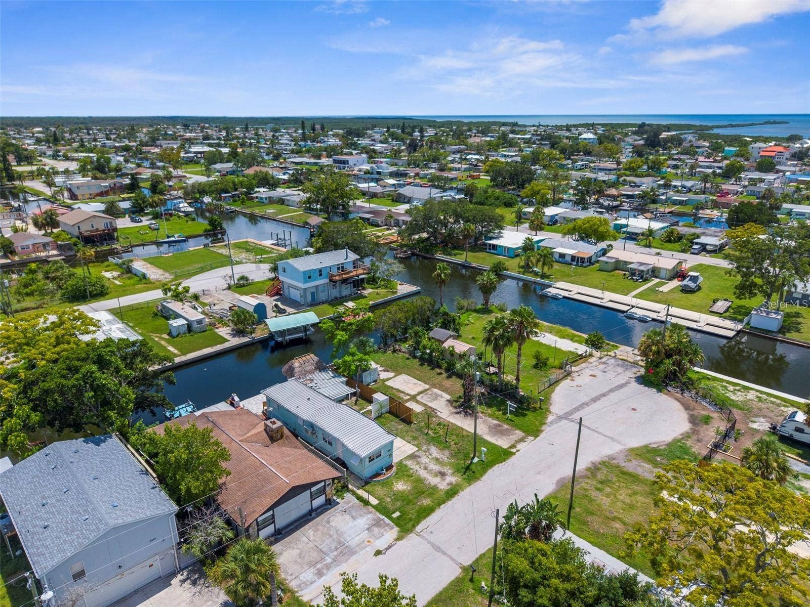 6738 OSPREY LANE, Hudson, FL 34667 6738 OSPREY LANE, Hudson, FL 34667