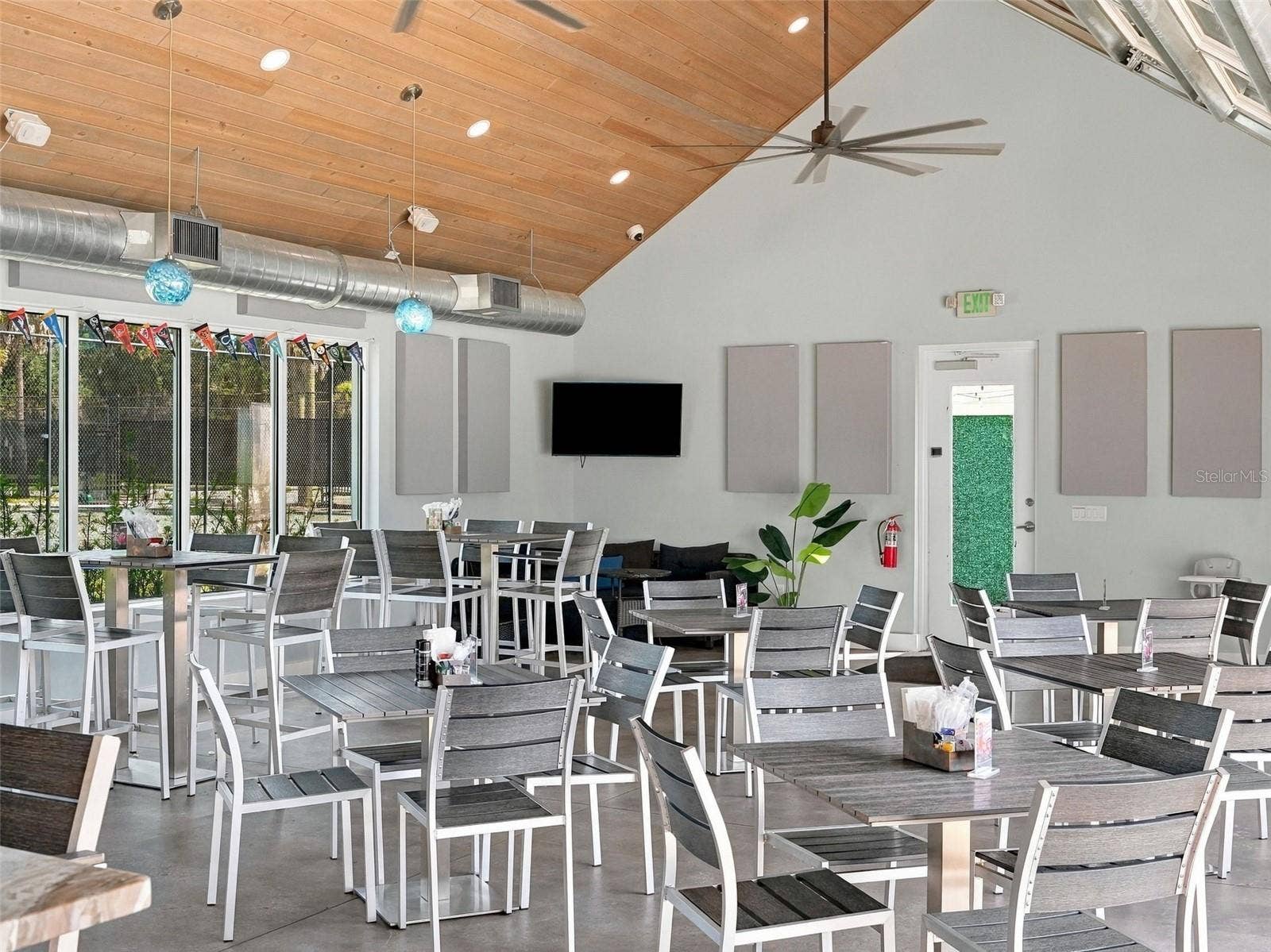 19458 FORT KING RUN, Brooksville, FL 34601 Optional Social Membership to Southern Hills Plantation Amenities
