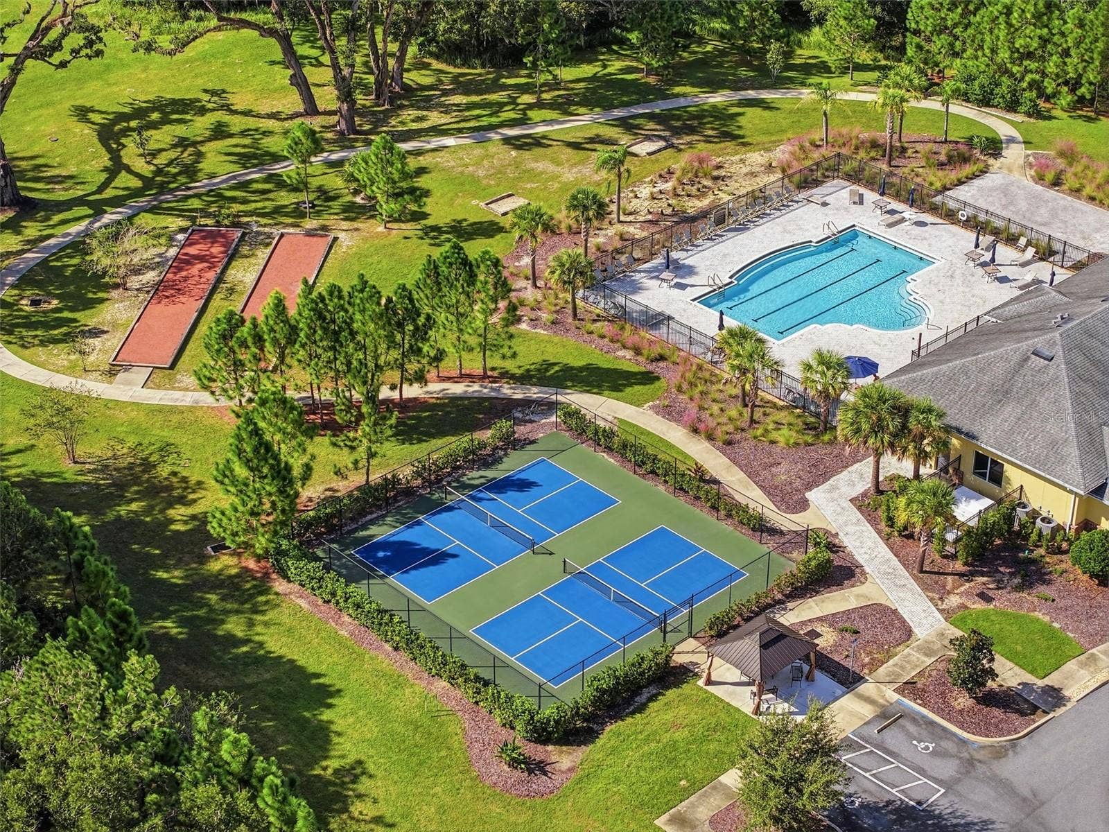 19458 FORT KING RUN, Brooksville, FL 34601 Cascades at Southern Hills HOA Amenities