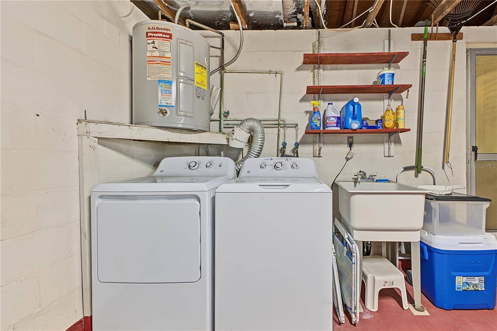 8511 SUNFLOWER LANE, Hudson, FL 34667 8511 SUNFLOWER LANE, Hudson, FL 34667