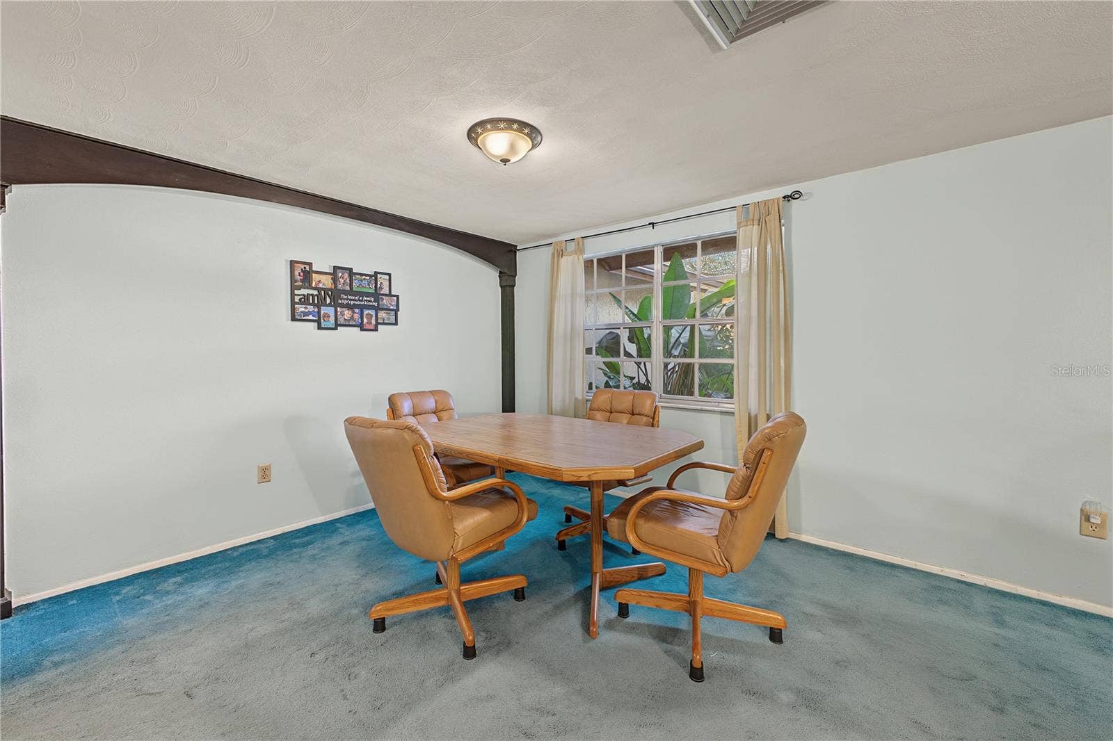 8511 SUNFLOWER LANE, Hudson, FL 34667 8511 SUNFLOWER LANE, Hudson, FL 34667
