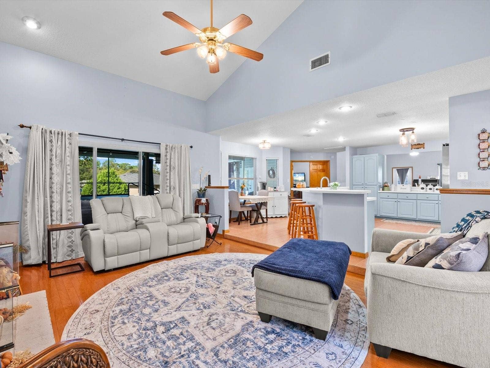 9073 MADRID ROAD, Weeki Wachee, FL 34613 living room