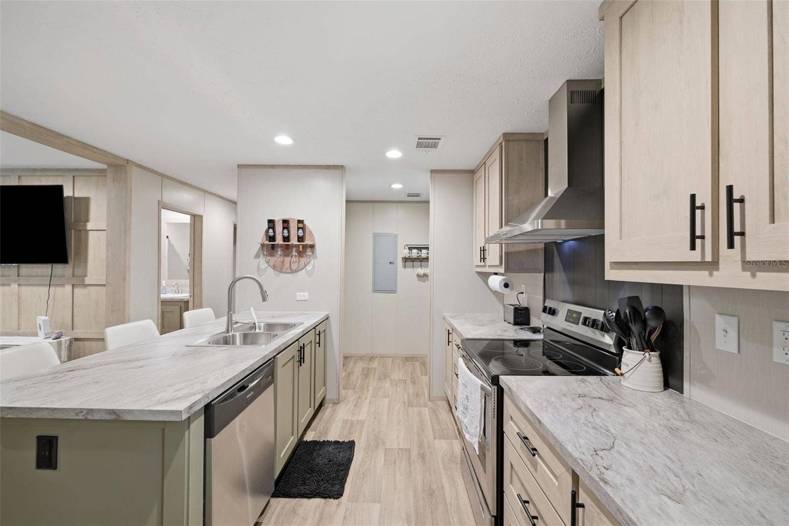 2035 S GOODE POINT, Homosassa, FL 34448 Kitchen