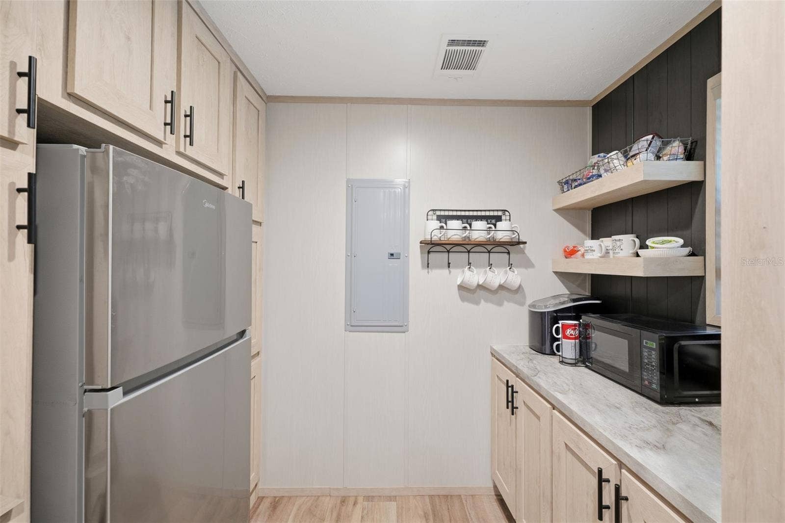 2035 S GOODE POINT, Homosassa, FL 34448 Kitchen