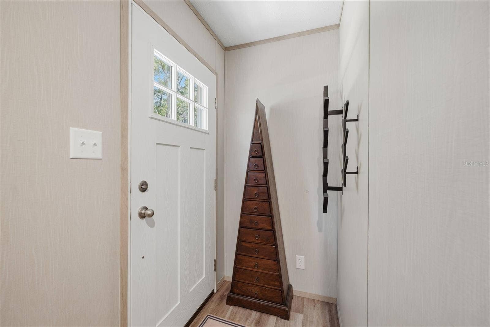 2035 S GOODE POINT, Homosassa, FL 34448 Foyer