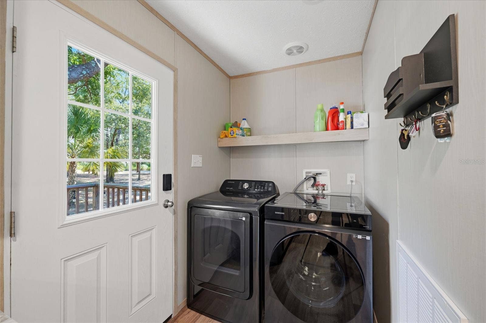 2035 S GOODE POINT, Homosassa, FL 34448 Laundry Area