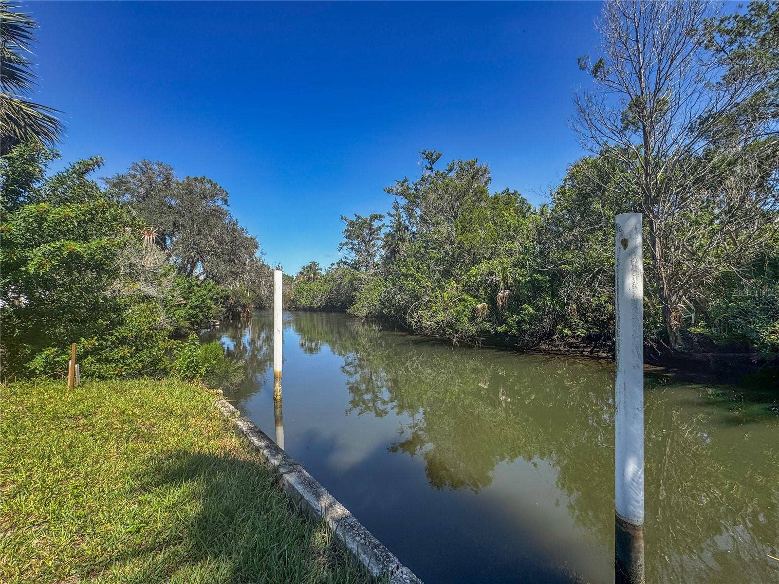 5362 FELKER DRIVE, Weeki Wachee, FL 34607 5362 FELKER DRIVE, Weeki Wachee, FL 34607