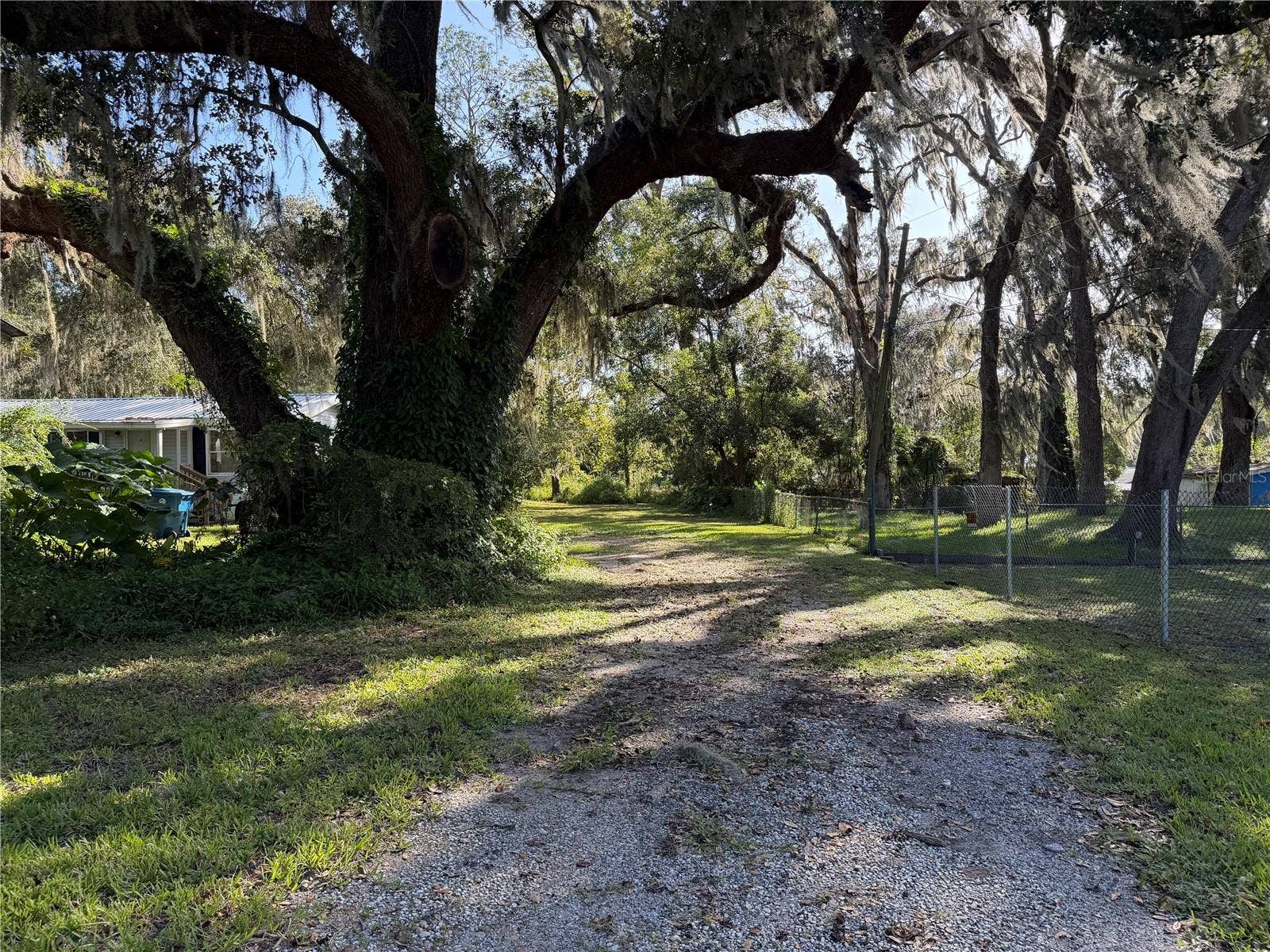 9038 PARRISH AVENUE, Brooksville, FL 34601