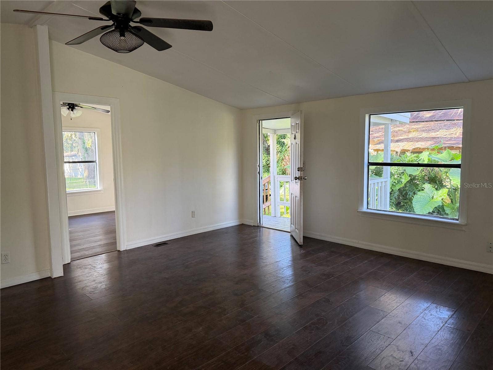9038 PARRISH AVENUE, Brooksville, FL 34601
