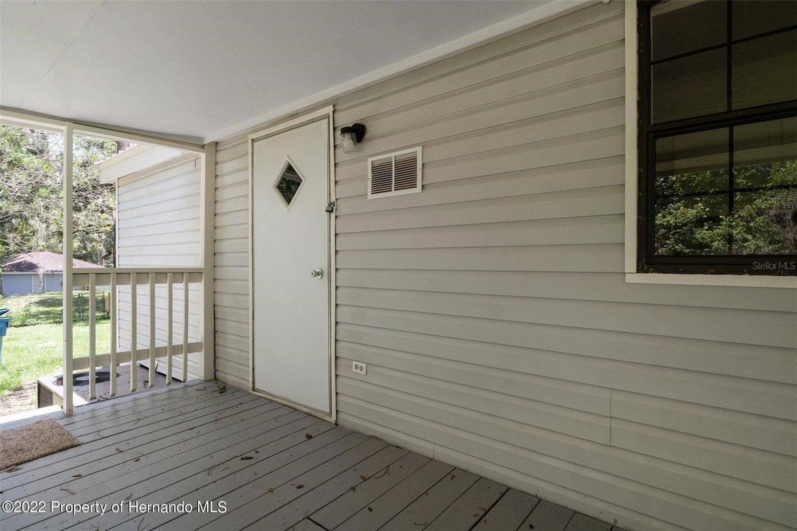 9038 PARRISH AVENUE, Brooksville, FL 34601