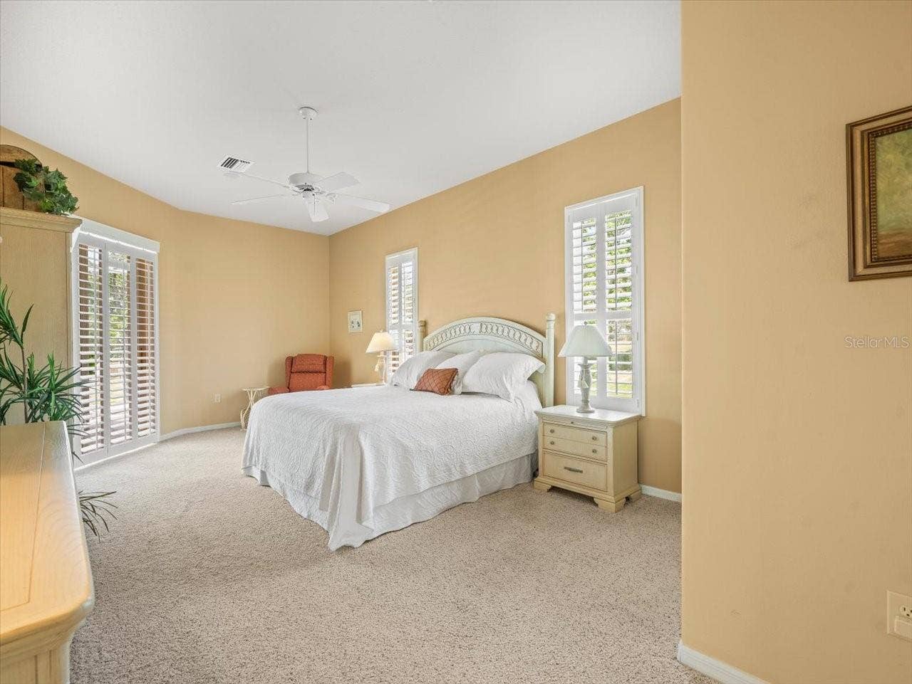 9216 TARLETON CIRCLE, Weeki Wachee, FL 34613 9216 TARLETON CIRCLE, Weeki Wachee, FL 34613