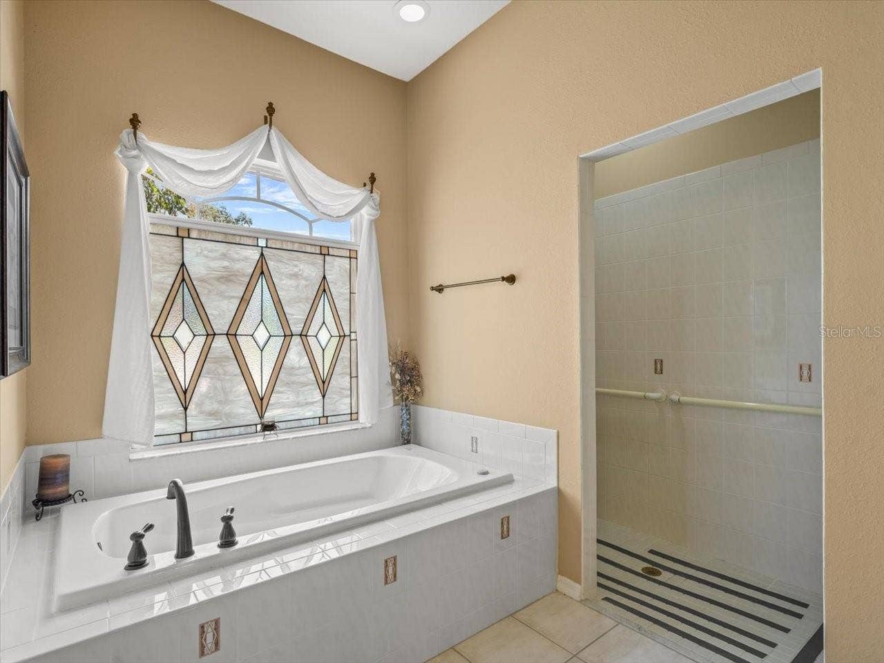 9216 TARLETON CIRCLE, Weeki Wachee, FL 34613 9216 TARLETON CIRCLE, Weeki Wachee, FL 34613