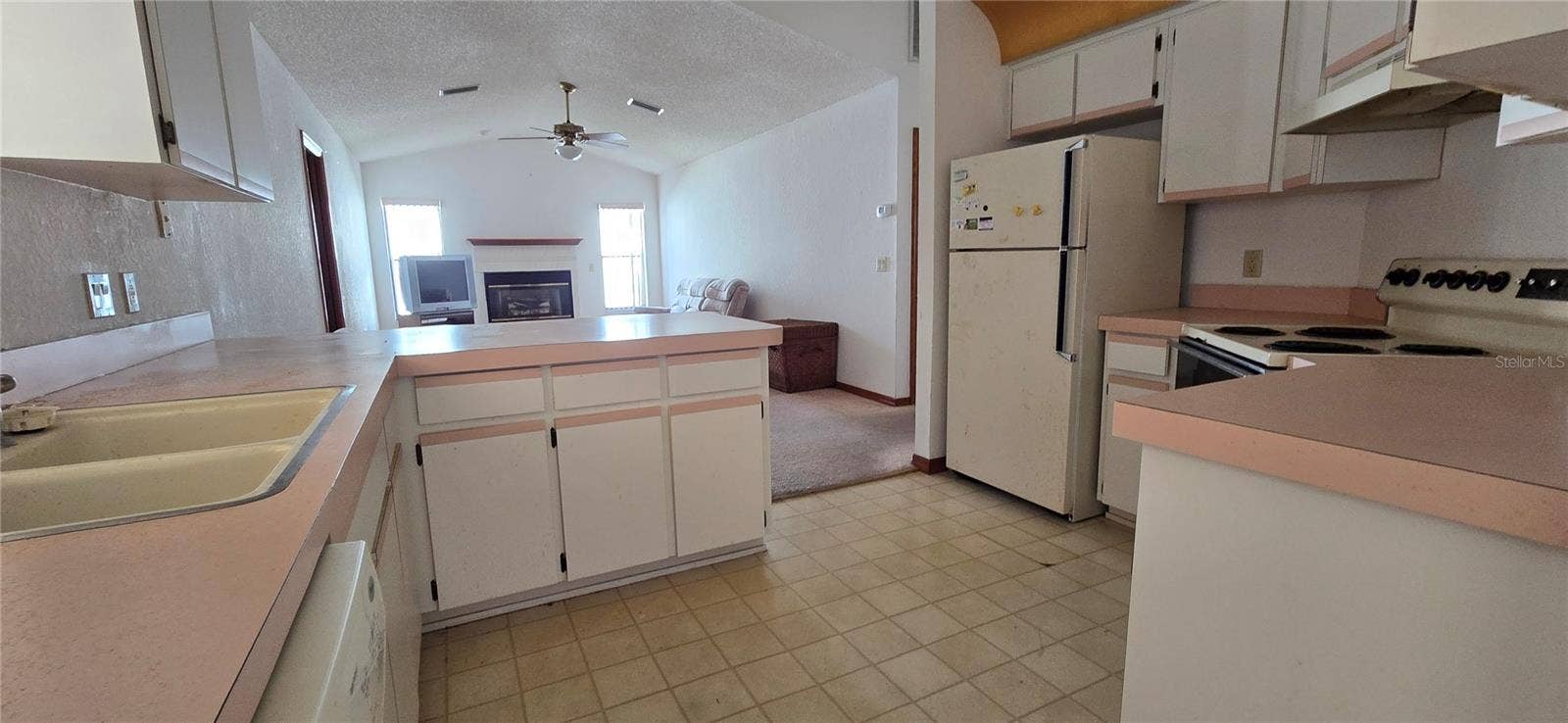2315 RENTON LANE, Spring Hill, FL 34609 2315 RENTON LANE, Spring Hill, FL 34609