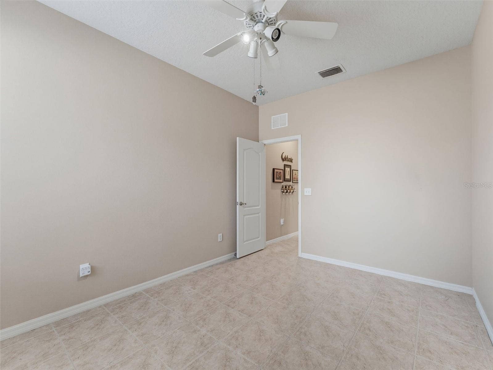272 WINTHROP, Spring Hill, FL 34609