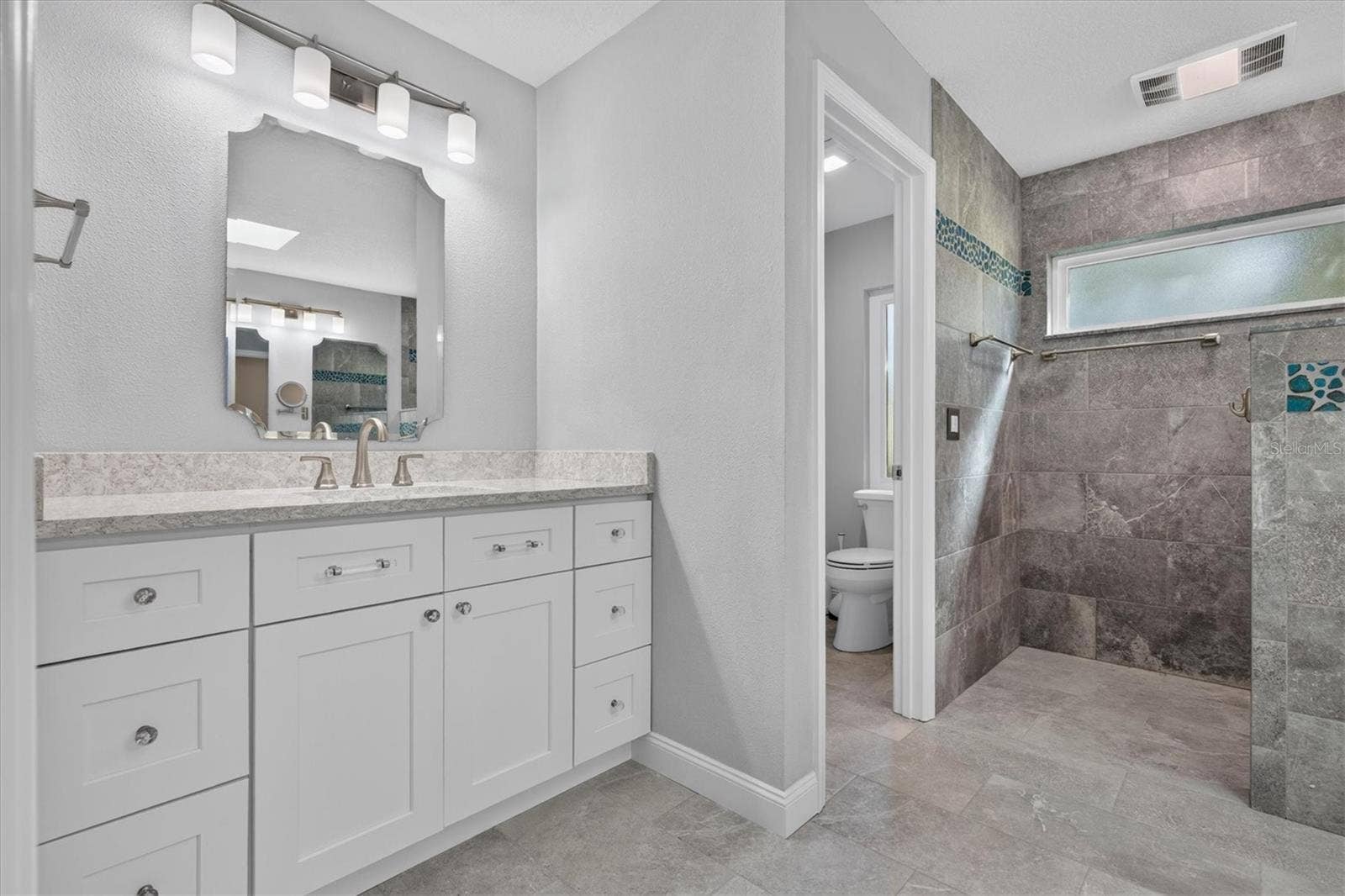 442 N CHERRY POP DRIVE, Inverness, FL 34453 En Suite Bath