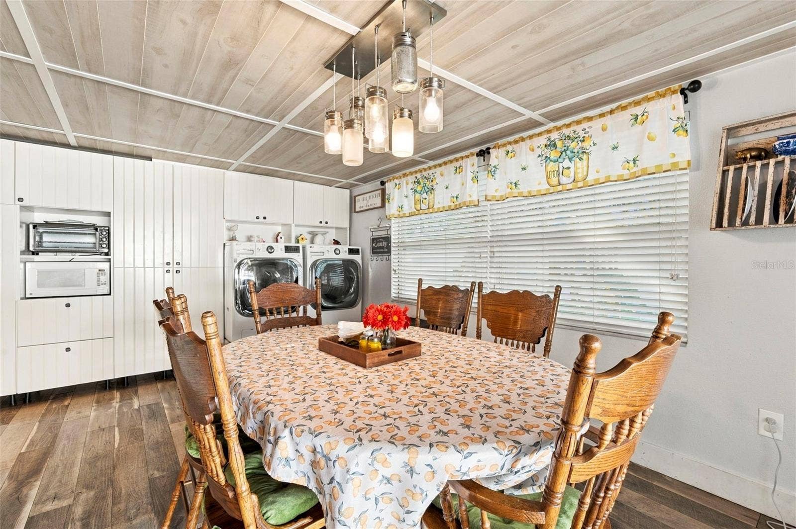 6703 RANCHWOOD LOOP, New Port Richey, FL 34653 6703 RANCHWOOD LOOP, New Port Richey, FL 34653