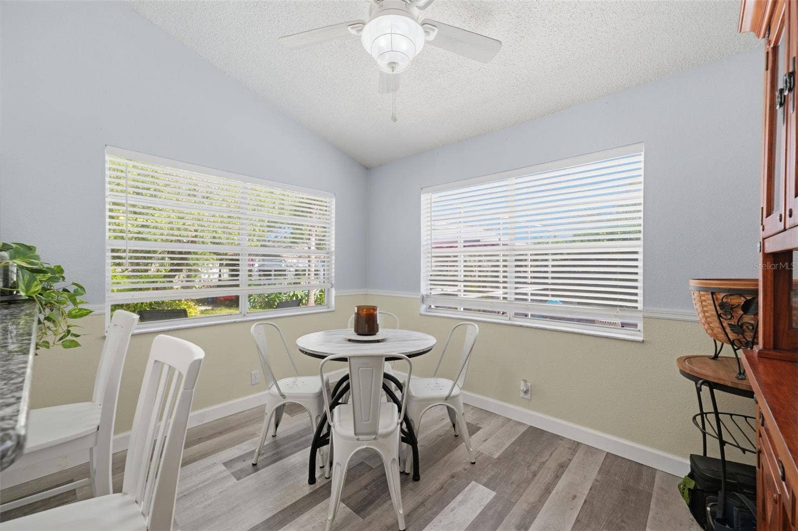 1388 HASTINGS ROAD, Spring Hill, FL 34608 Breakfast Nook