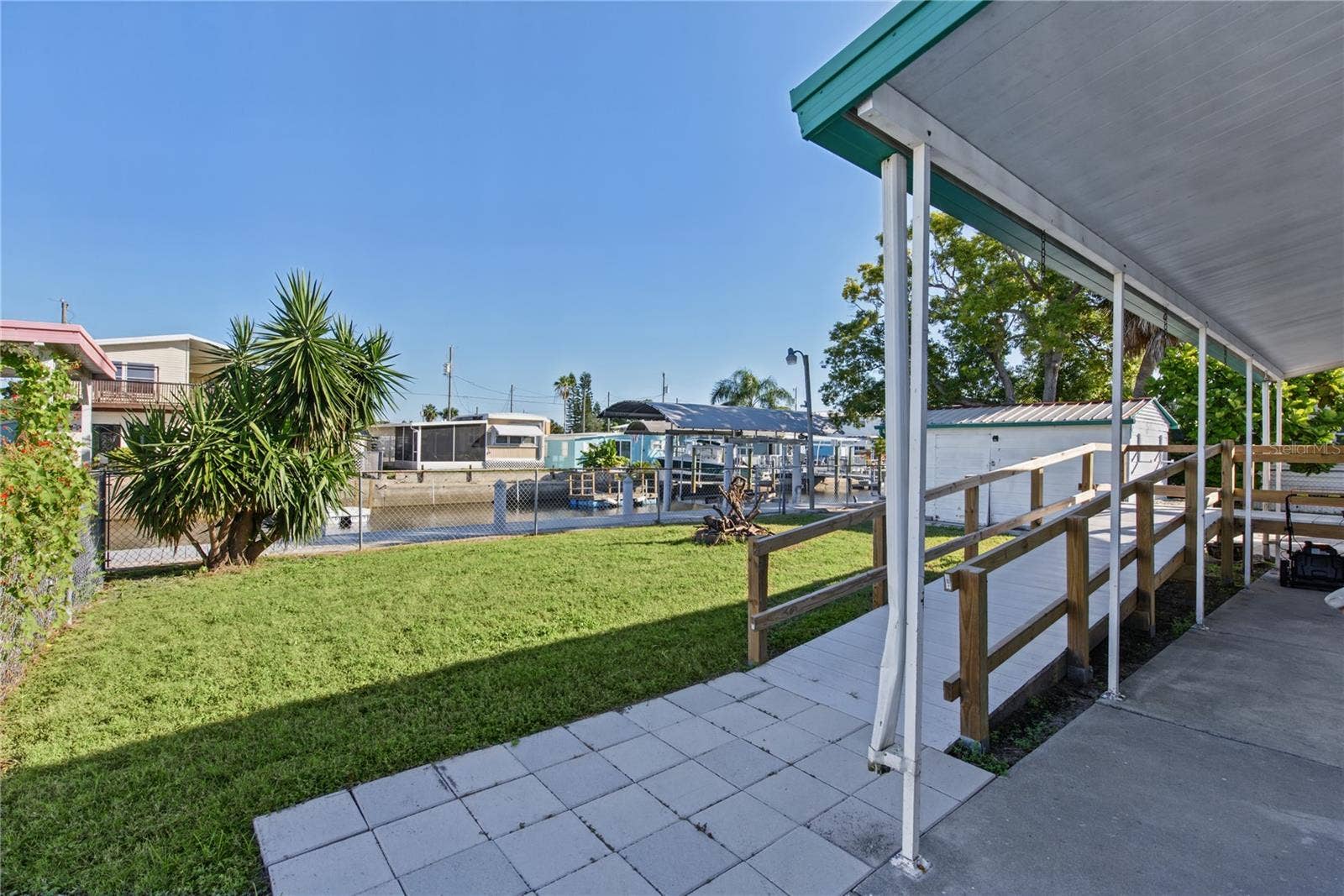 6805 HERON LANE, Hudson, FL 34667 6805 HERON LANE, Hudson, FL 34667