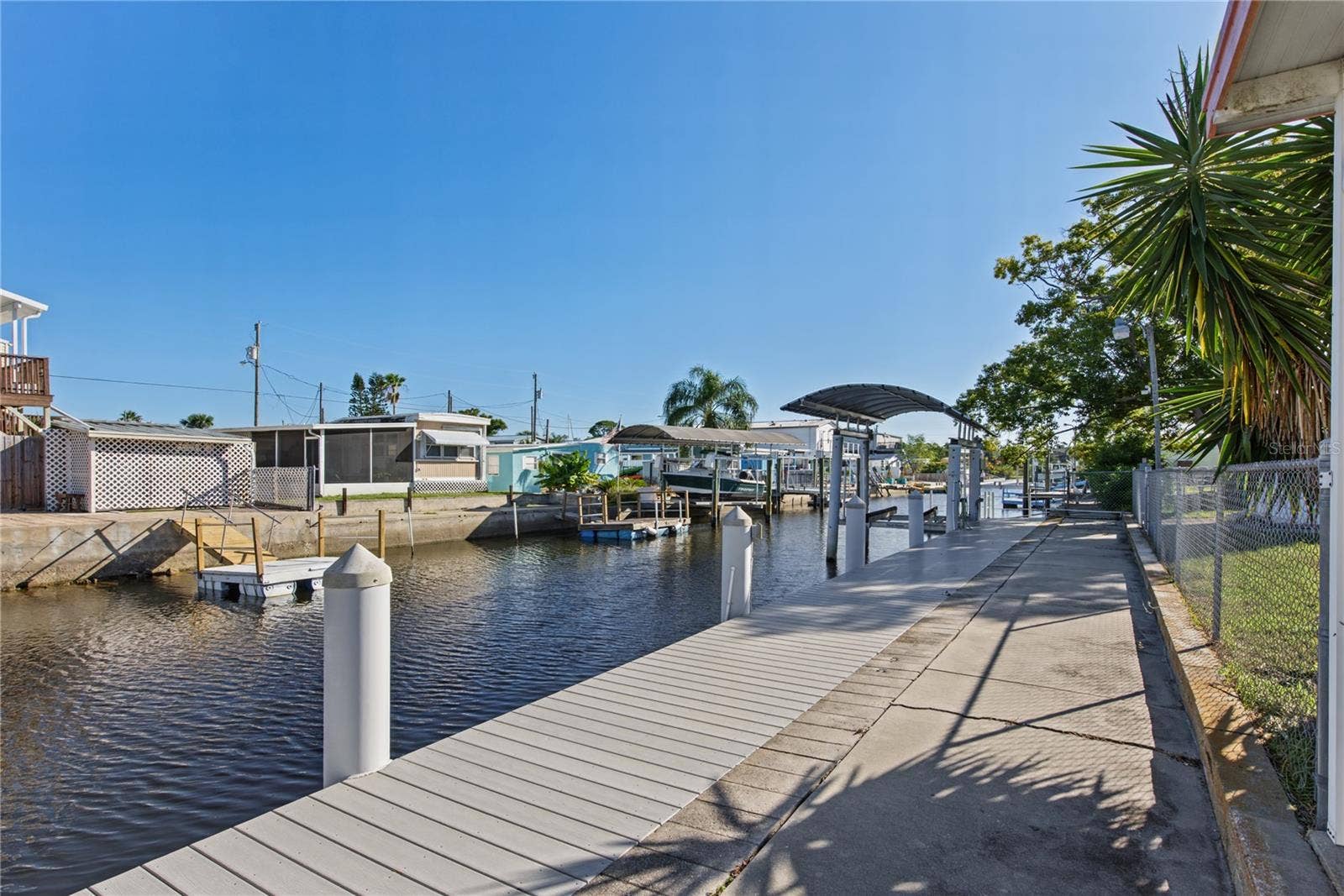 6805 HERON LANE, Hudson, FL 34667 6805 HERON LANE, Hudson, FL 34667