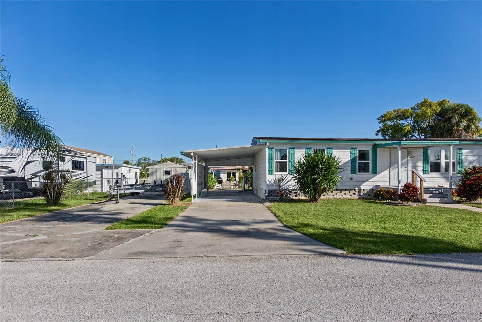 6805 HERON LANE, Hudson, FL 34667 6805 HERON LANE, Hudson, FL 34667