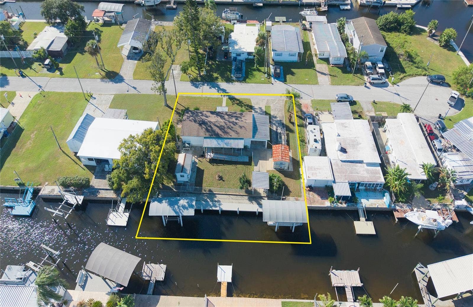 6805 HERON LANE, Hudson, FL 34667 6805 HERON LANE, Hudson, FL 34667