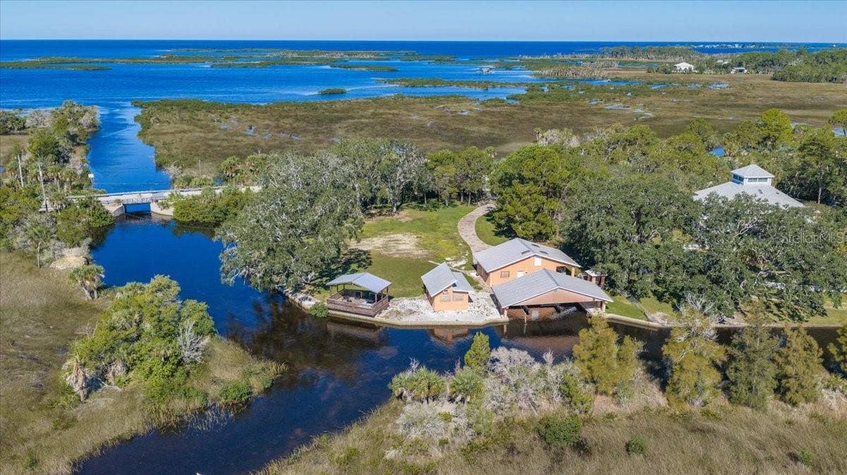 4346 CORTEZ BOULEVARD, Weeki Wachee, FL 34607