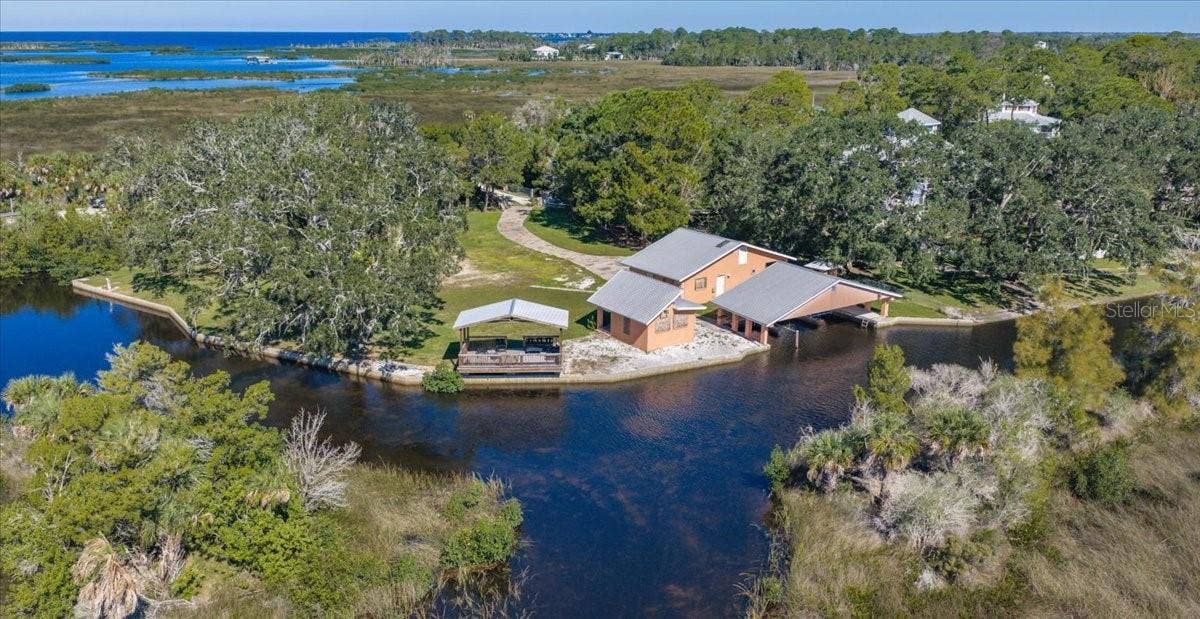 4346 CORTEZ BOULEVARD, Weeki Wachee, FL 34607